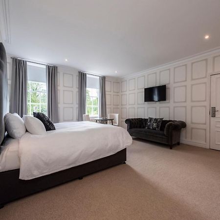 Statham Lodge Hotel Warrington Exterior photo