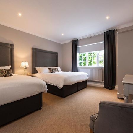 Statham Lodge Hotel Warrington Exterior photo