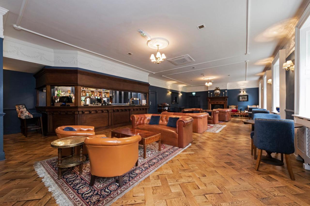 Statham Lodge Hotel Warrington Exterior photo