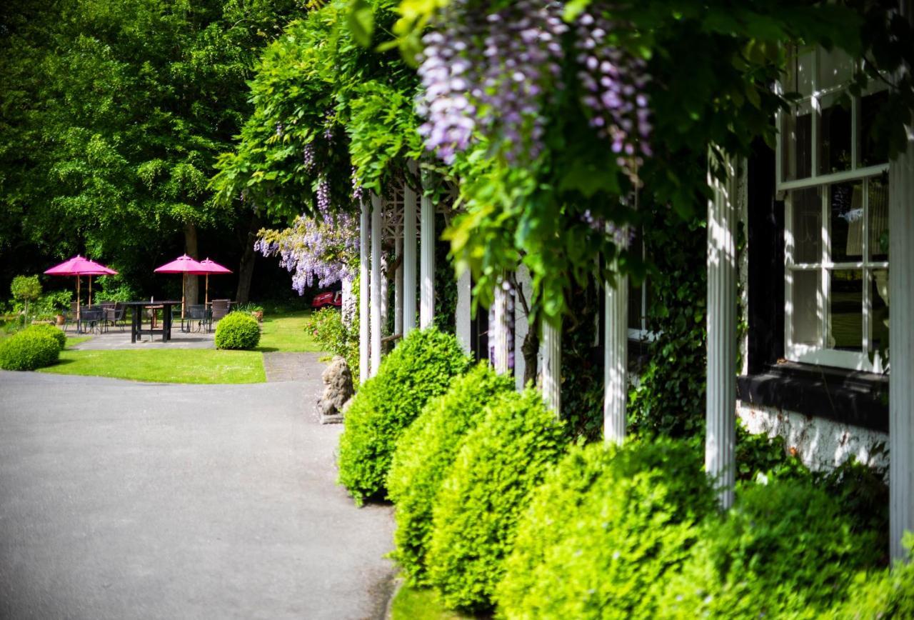 Statham Lodge Hotel Warrington Exterior photo