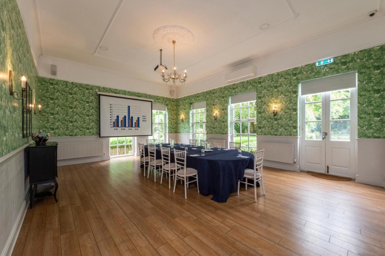 Statham Lodge Hotel Warrington Exterior photo