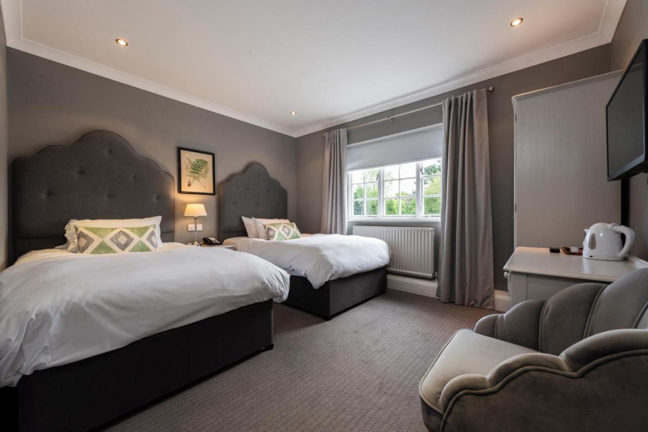 Statham Lodge Hotel Warrington Exterior photo