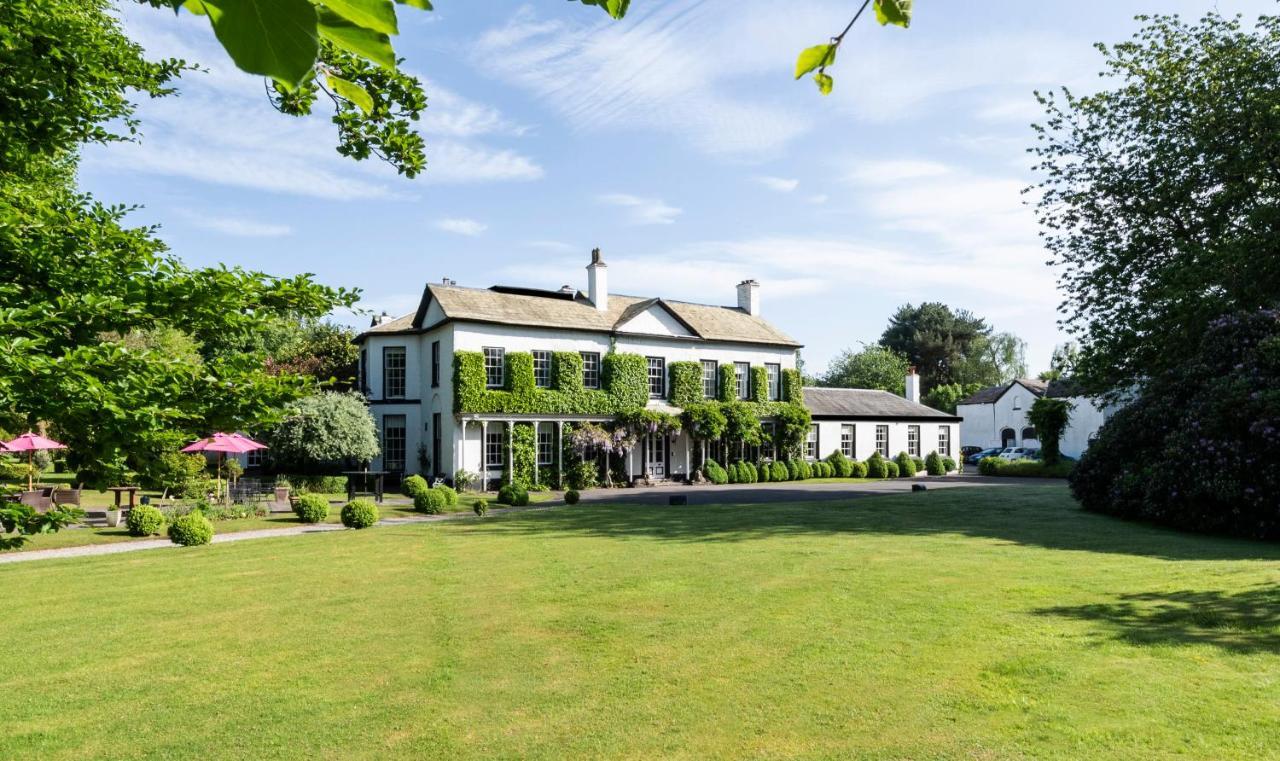 Statham Lodge Hotel Warrington Exterior photo